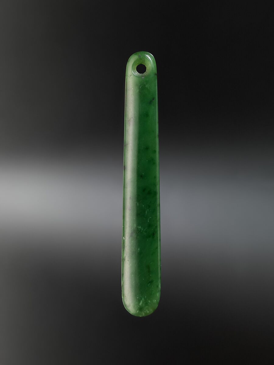 Kuru (Ear Ornament or Pendant), Māori artist, Nephrite jade (pounamu), Maori people