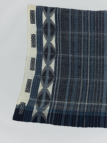 Elégẹ̀gẹ̀ dúdú (woman’s prestige wrapper with dark band), Obamadesara (Nigerian, died 1956, Owo), Cotton (both hand- and machine-spun), dye, Yoruba peoples