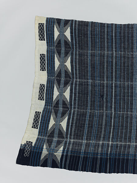 Elégẹ̀gẹ̀ dúdú (woman’s prestige wrapper with dark band), Obamadesara (Nigerian, died 1956, Owo), Cotton (both hand- and machine-spun), dye, Yoruba peoples