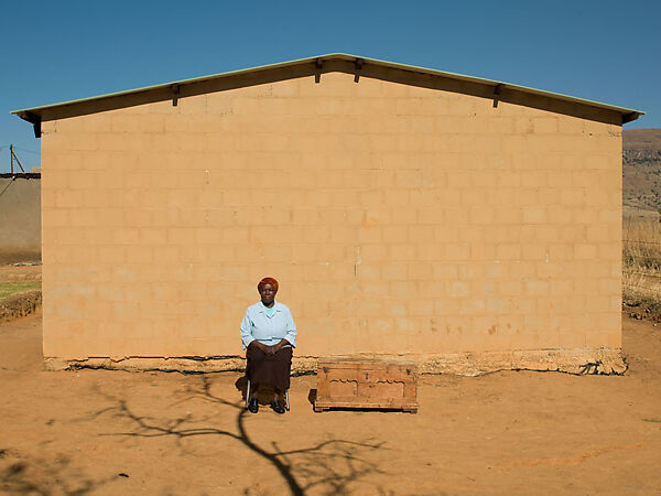 Untitled (Hope Chest Series), Zwelethu Mthethwa (South African, born Durban, Kwazulu-Natal, 1960), Digital c-print 