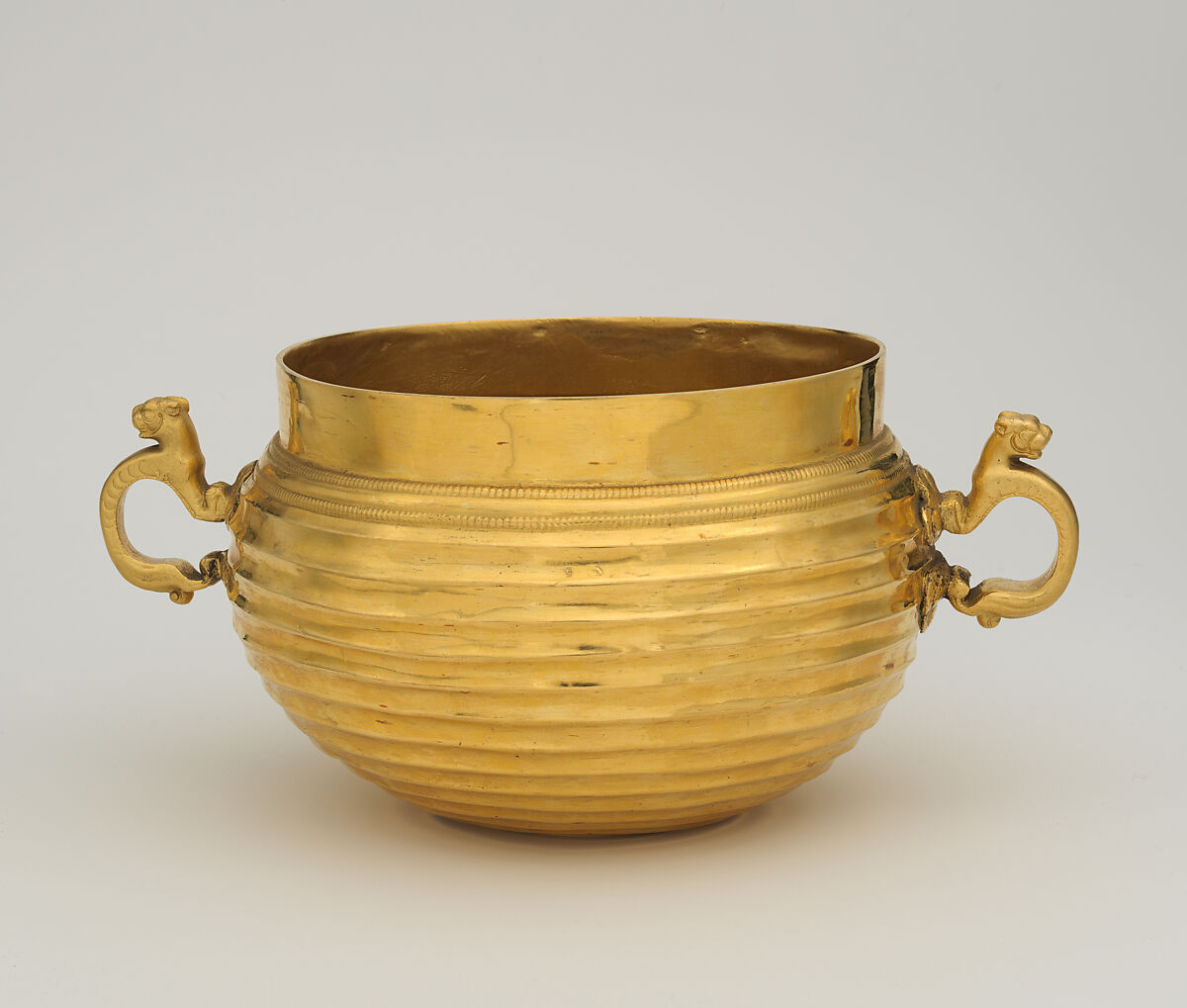 Reproduction of a Scythian bowl with animal handles, Electrotype 