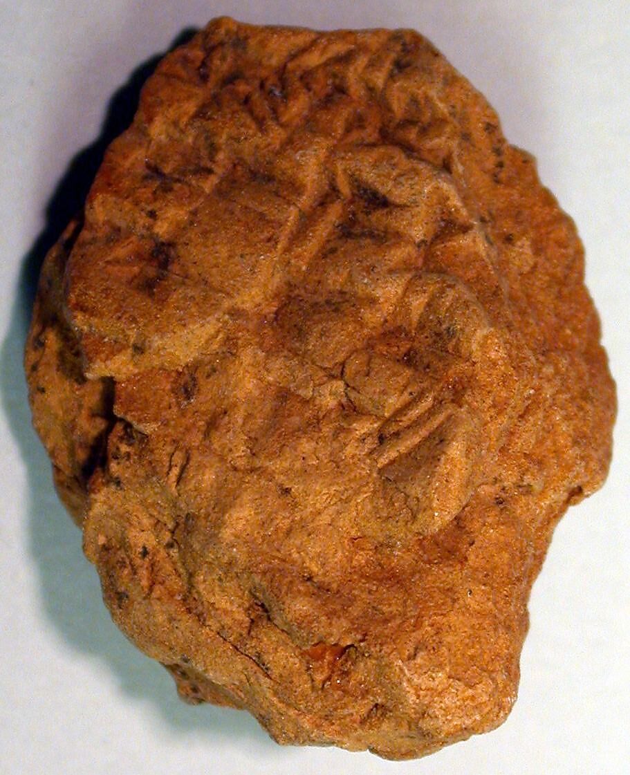 Cuneiform tablet: unidentified fragment, Clay 