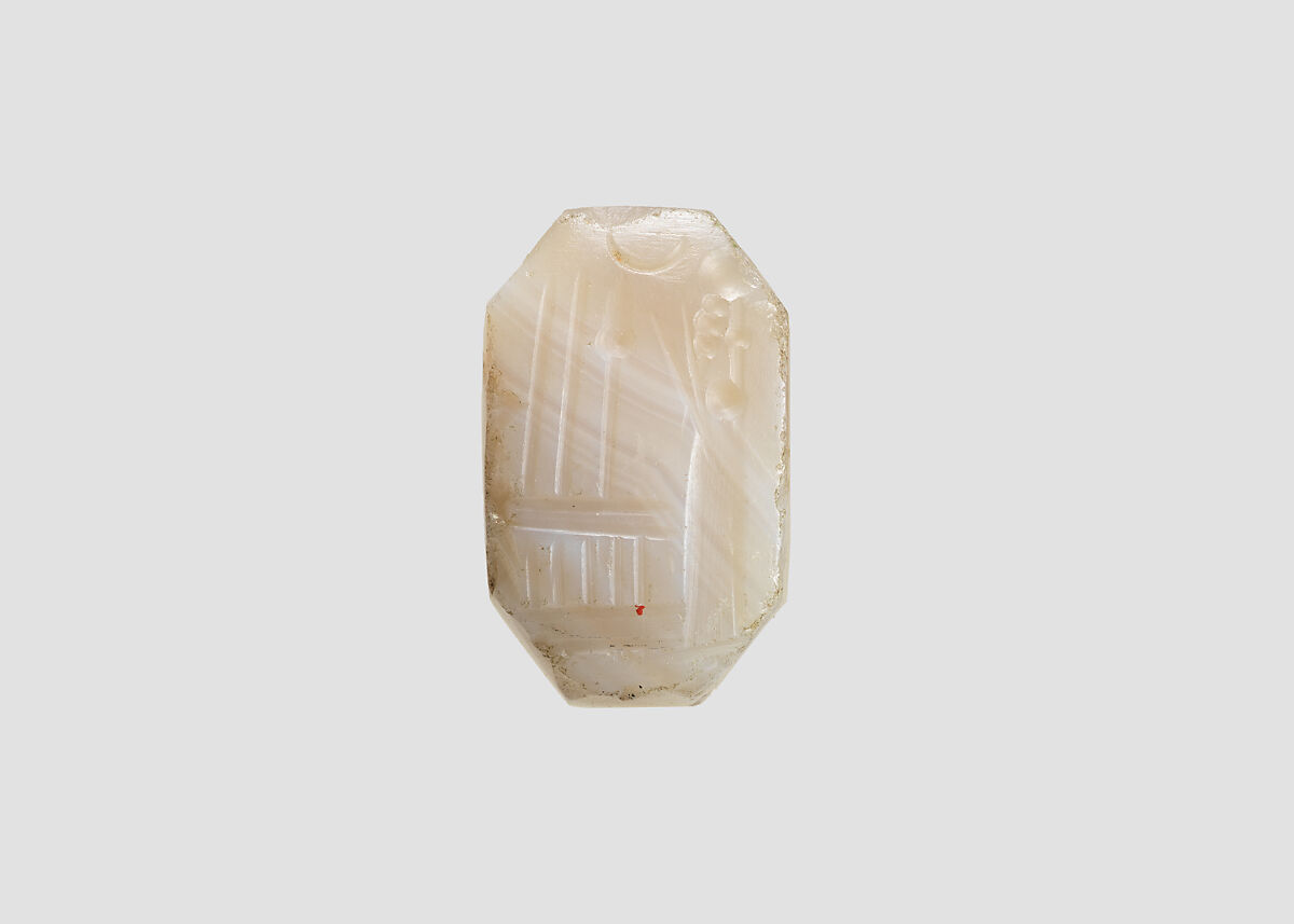 Stamp seal (octagonal pyramid) with cultic scene, Flawed neutral and white Agate (Quartz), Assyro-Babylonian
