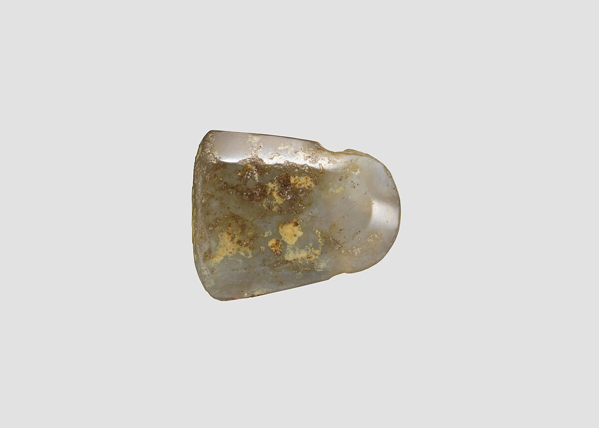 Stamp seal (octagonal pyramid) with cultic scene, Flawed neutral Chalcedony (Quartz), Assyro-Babylonian