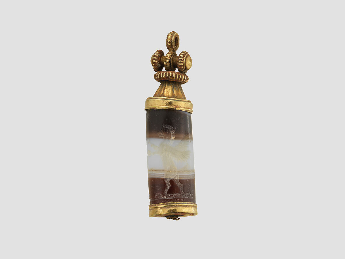 Cylinder seal, Onyx, modern gold mount, Achaemenid