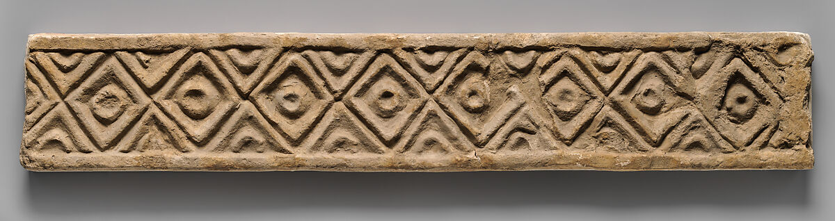 Wall decoration with geometric design, Stucco, Sasanian 