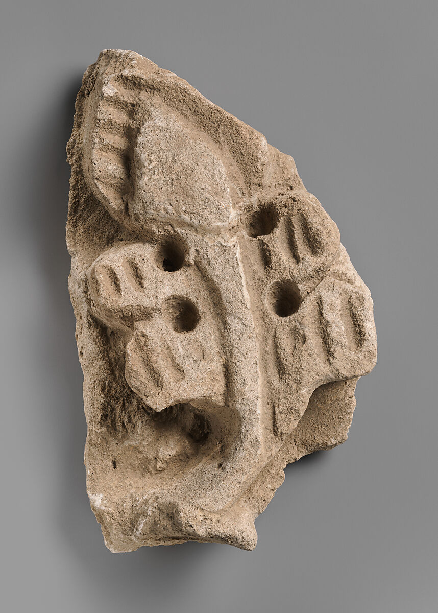 Relief fragment, Stucco, Sasanian or Islamic 