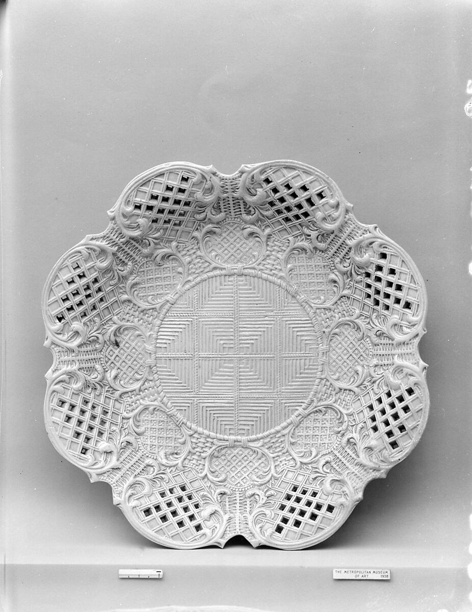 Dish, Stoneware, British (American market) 