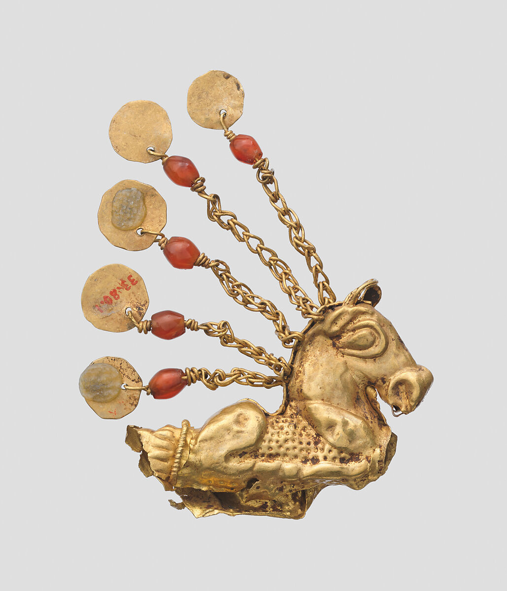 Pendant, Gold, carnelian, Scytho-Sarmatian