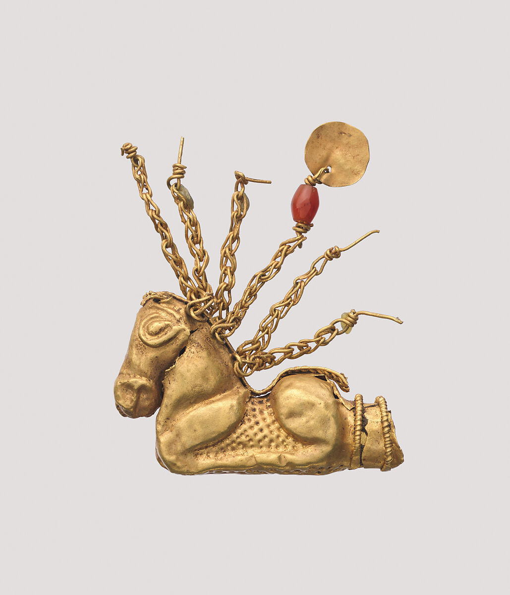 Pendant, Gold, carnelian, Scytho-Sarmatian 