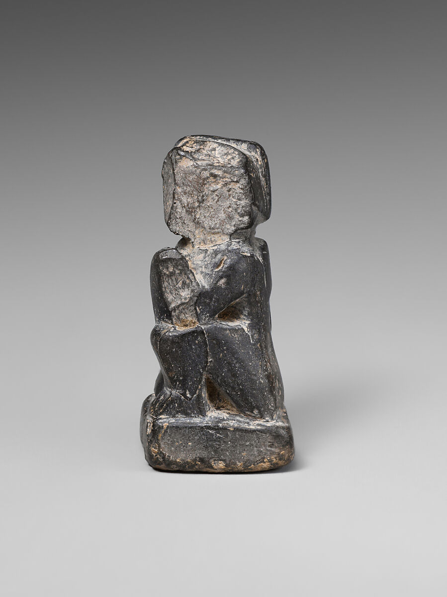 Chess piece, probably a pawn, Limestone, black, Sasanian 