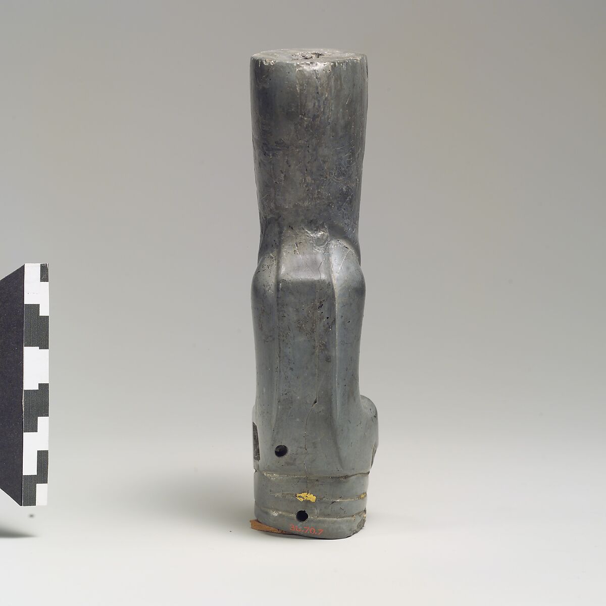 Furniture support: lion's leg, Ivory (hippopotamus), Old Assyrian Trading Colony