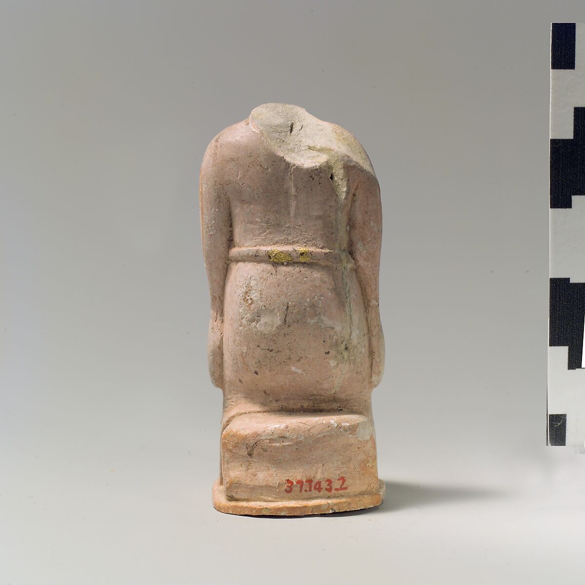 Furniture element: kneeling male figure, Ivory, gold leaf, Old Assyrian Trading Colony