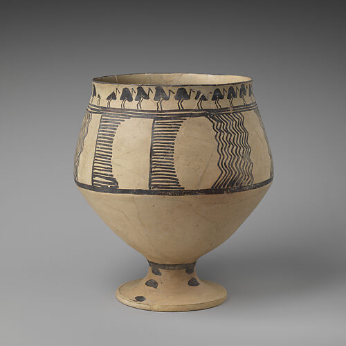 Goblet decorated with a frieze of birds