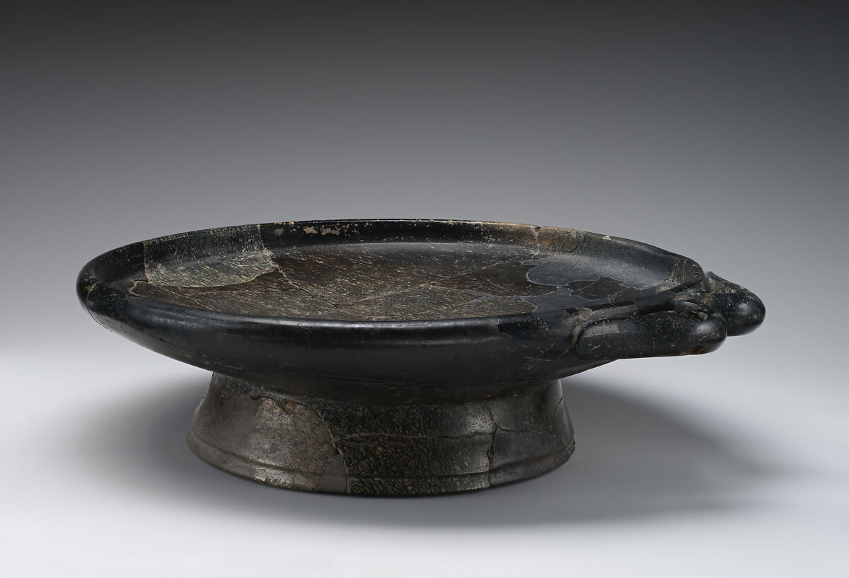 Dish with ducks' heads, Stone, black, Achaemenid 