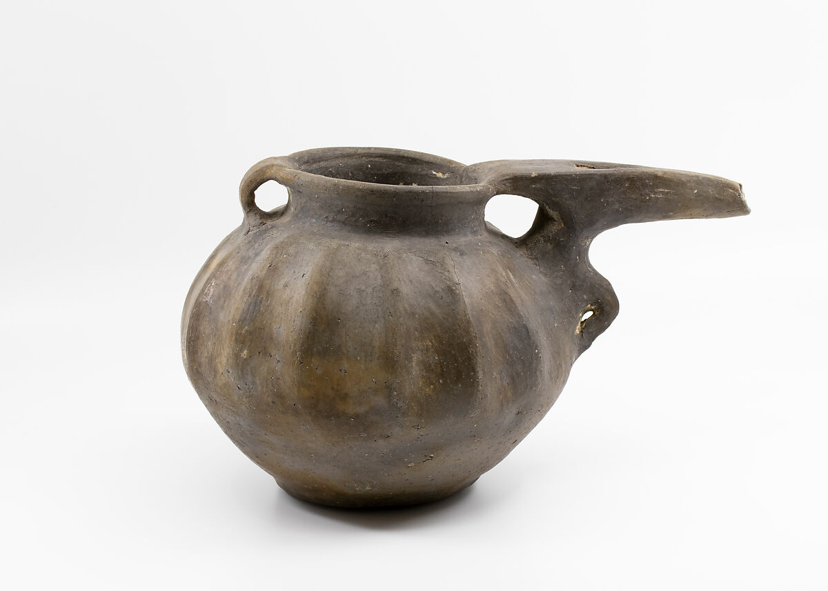 Spouted vessel, Ceramic, Iran 