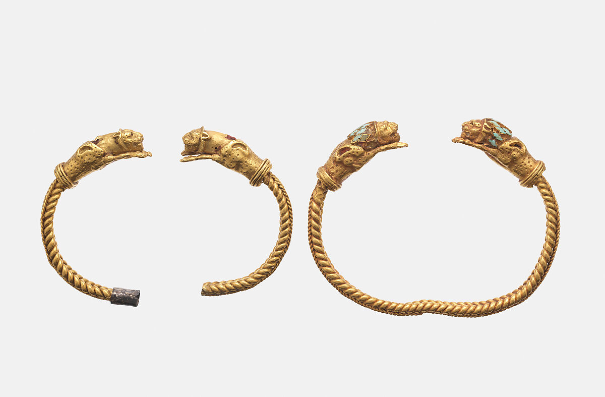 Bracelet with terminals in form of lion foreparts, Gold, glass, cinnabar, Iran