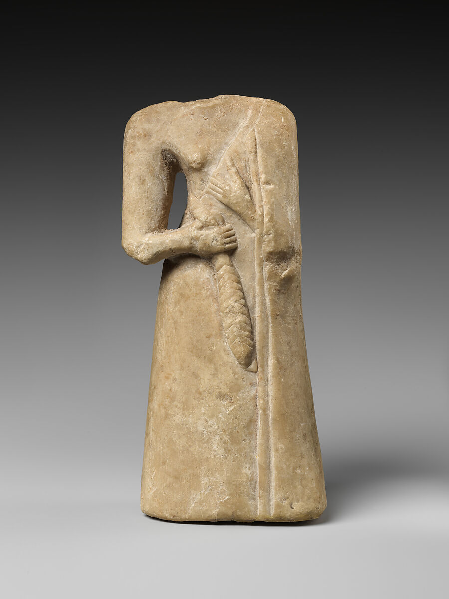 Standing female figure, Gypsum alabaster 