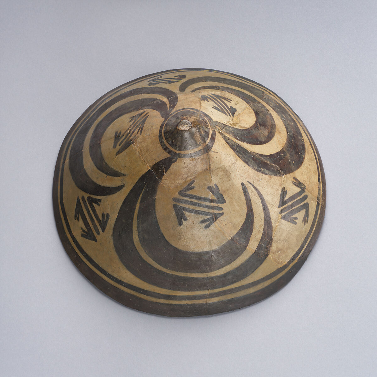 Bowl with radial design of ibex horns, Ceramic, paint, Iran