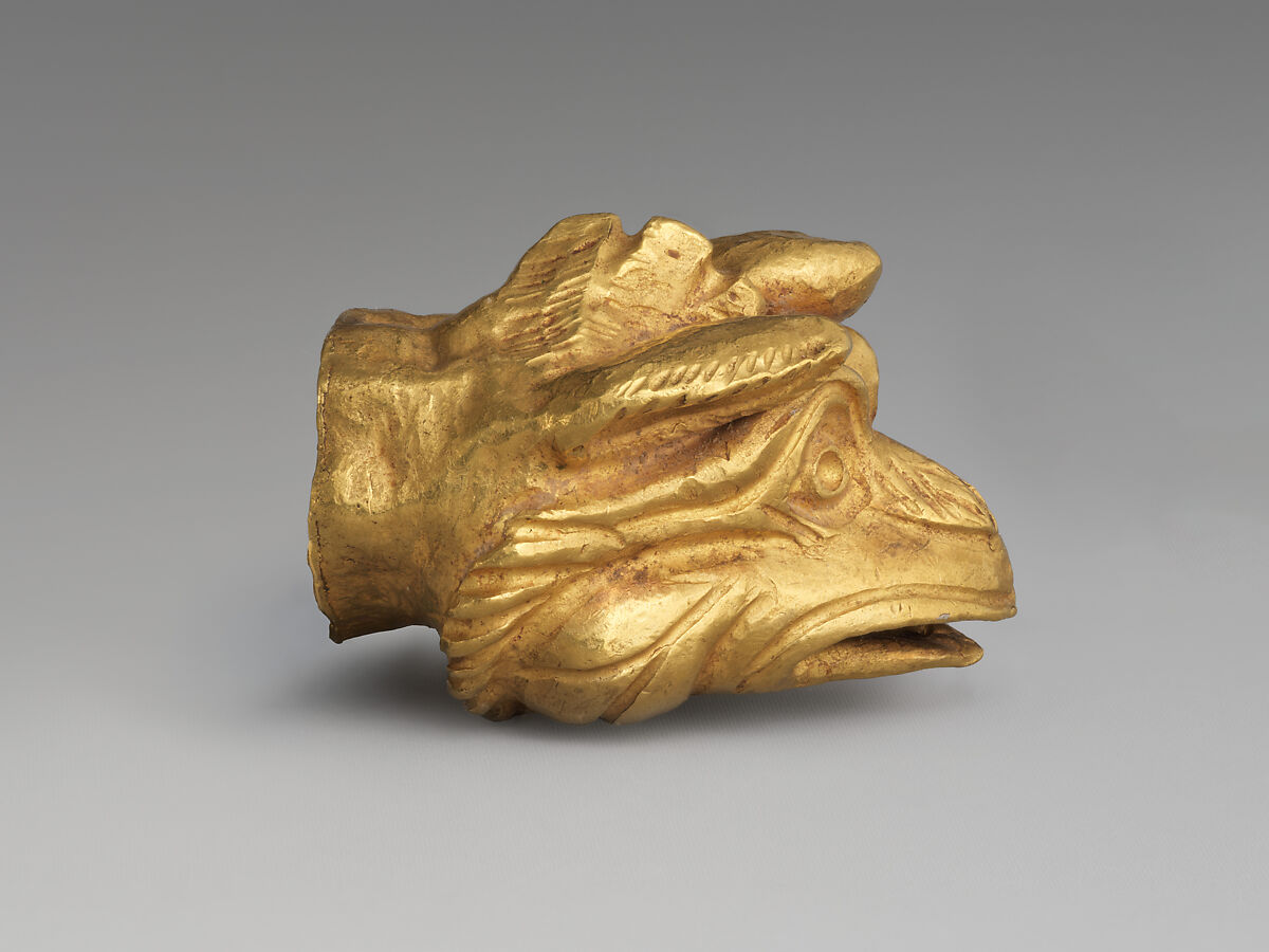 Ornament in the shape of a griffin head, Gold, Sarmatian