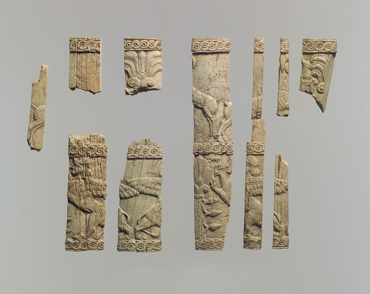 Pyxis fragments, Ivory, Iran 