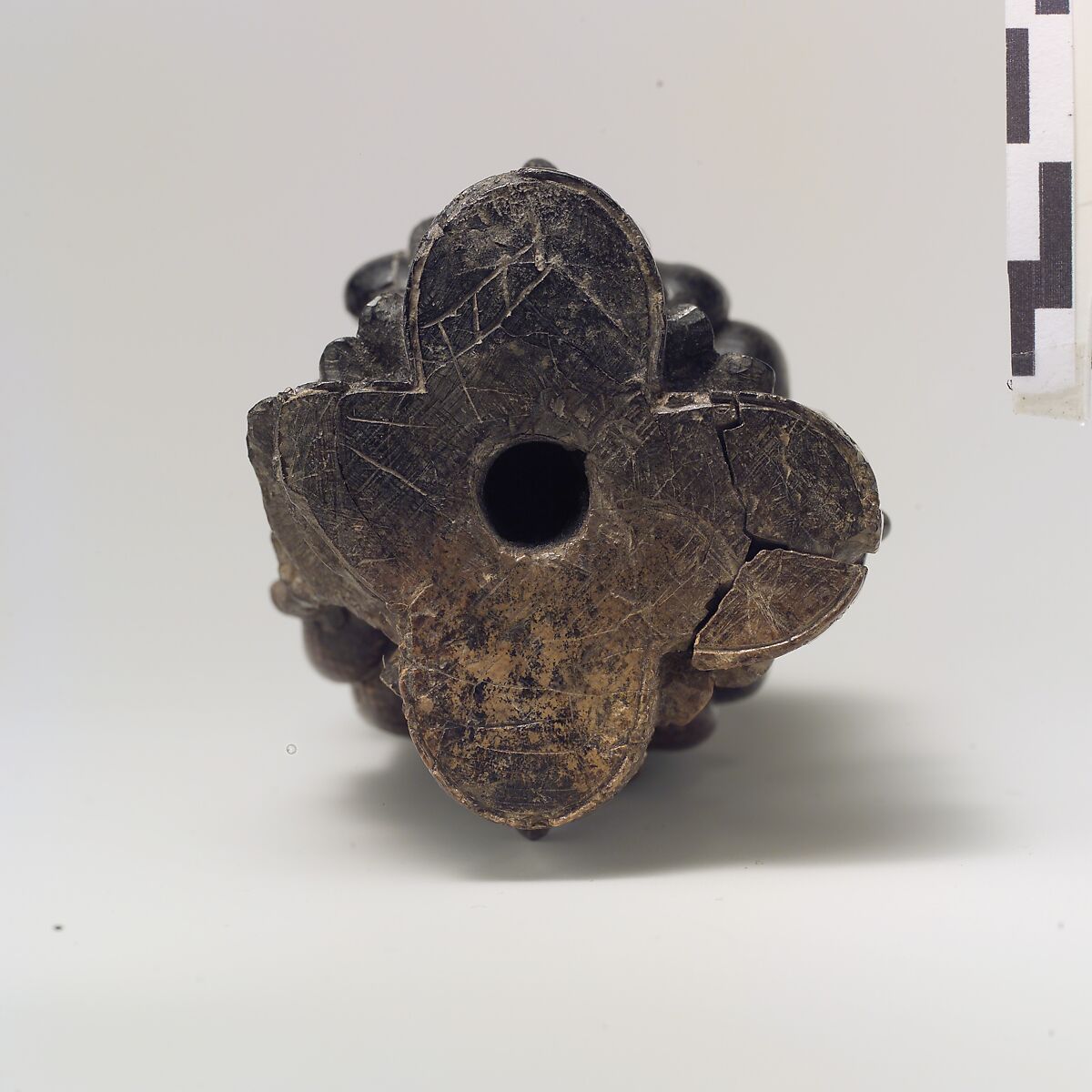 Fan or fly-whisk handle in the form of four female figures, Ivory, gold leaf, Assyrian