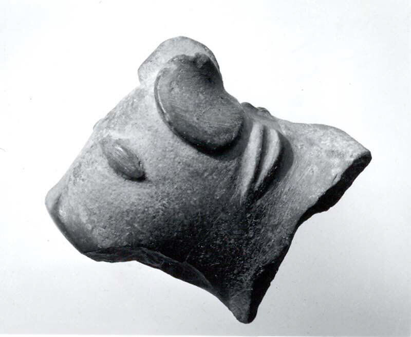 Bull head-shaped spout of vessel, Stone 