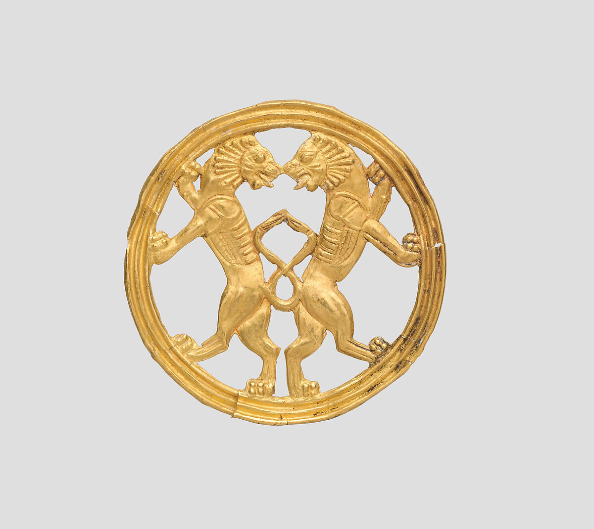 Ornament with back-to-back lions, Gold, Achaemenid 