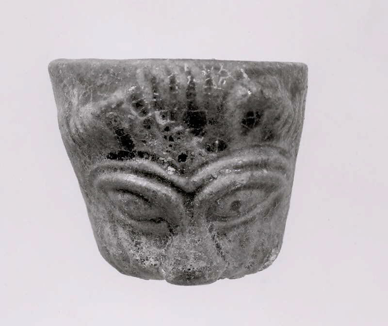 Cup in the shape of a lion's head, Faience, glaze 