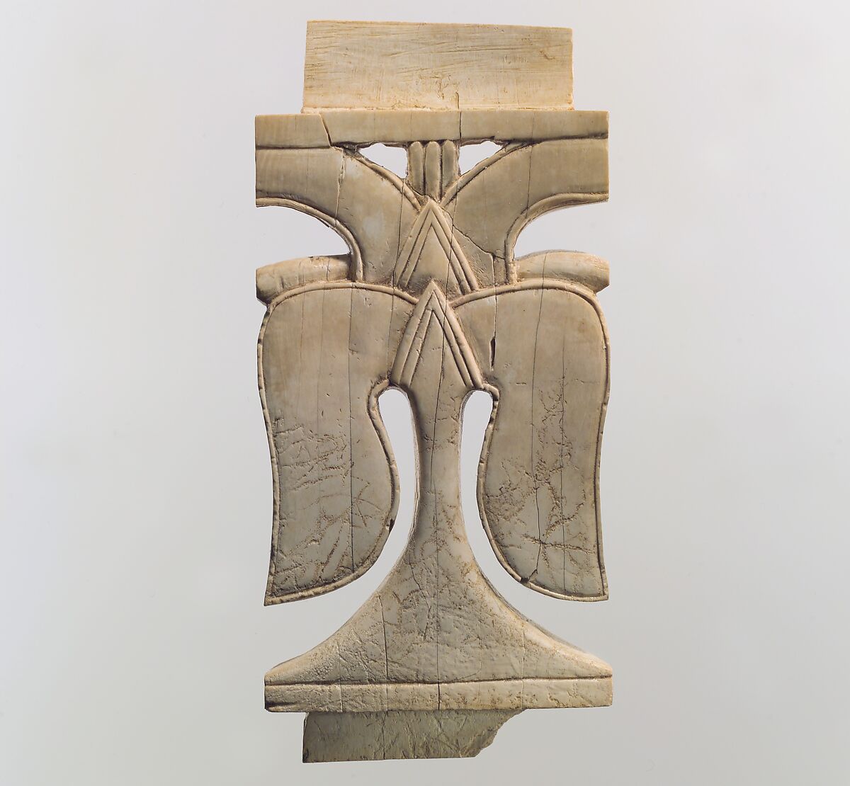 Openwork furniture plaque with leaves, Ivory, Assyrian 