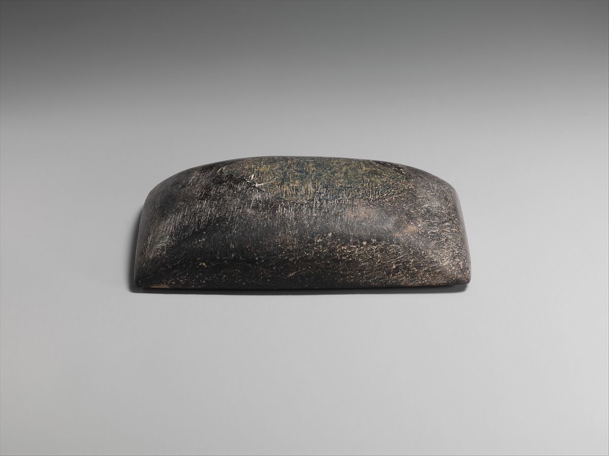 Model of a "plano-convex" brick, Bituminous limestone, Neo-Sumerian 