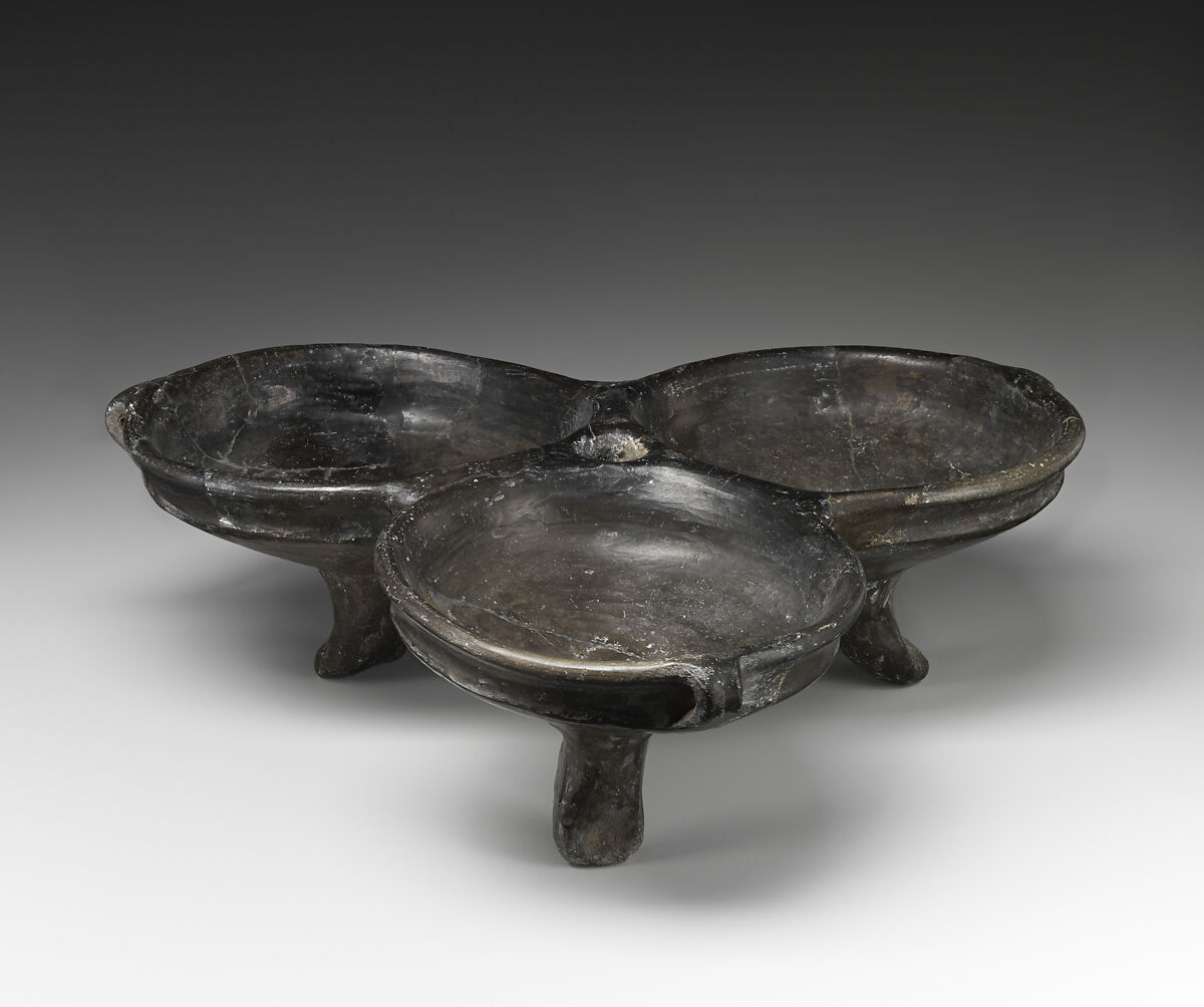 Footed tripartite dish, Ceramic, Iran 