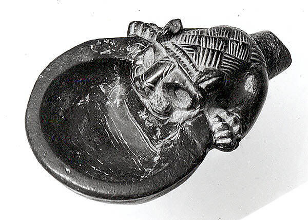 Bowl with a handle in the form of the forepart of a lion, Chlorite 