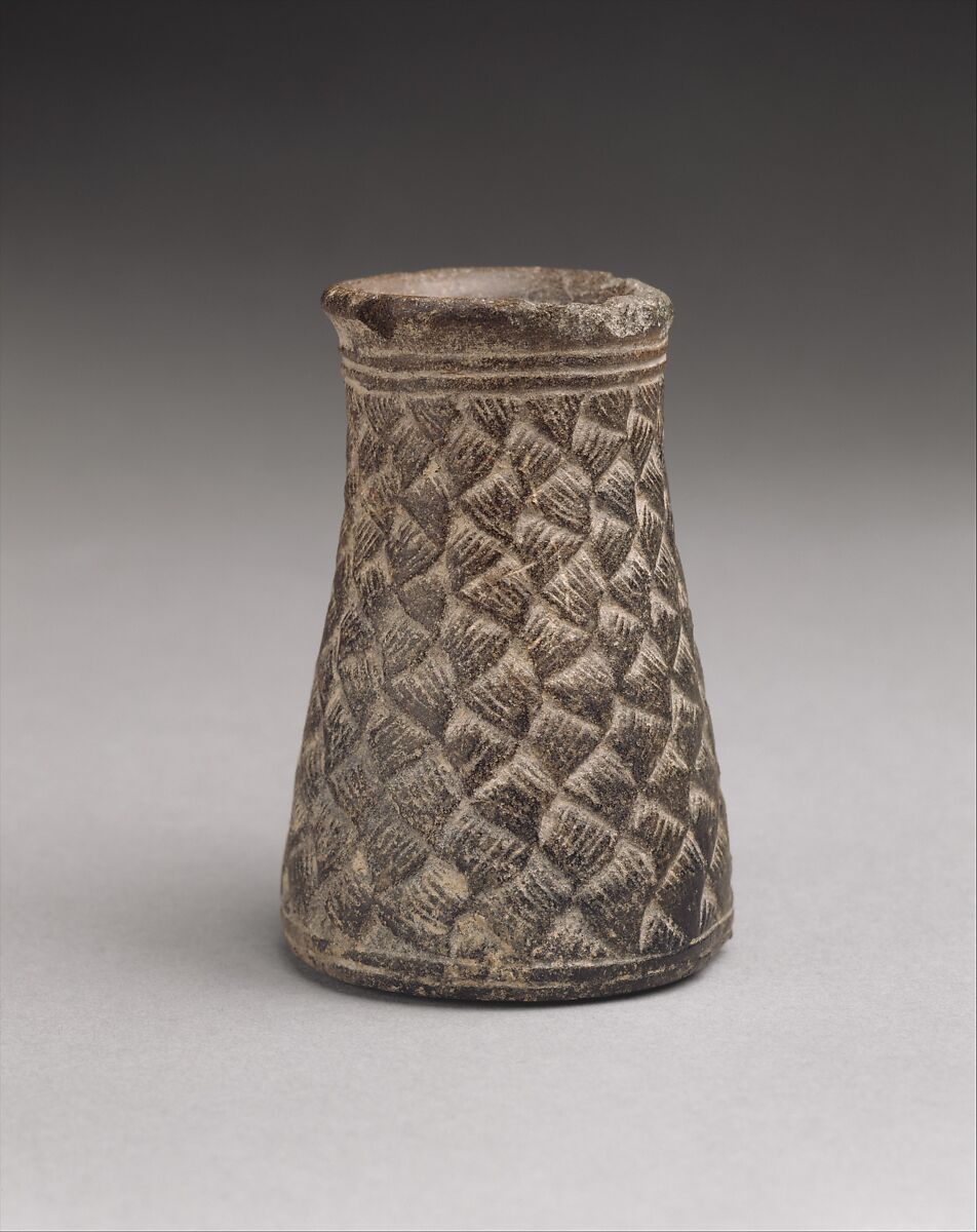 Vase with basket-weave pattern, Chlorite