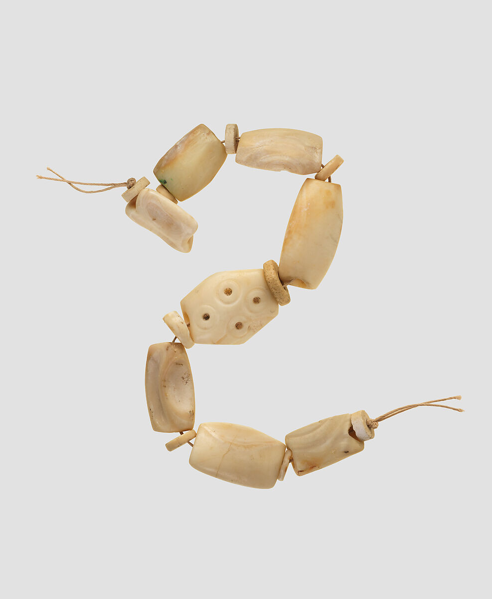 Beads, Shell, Iran 