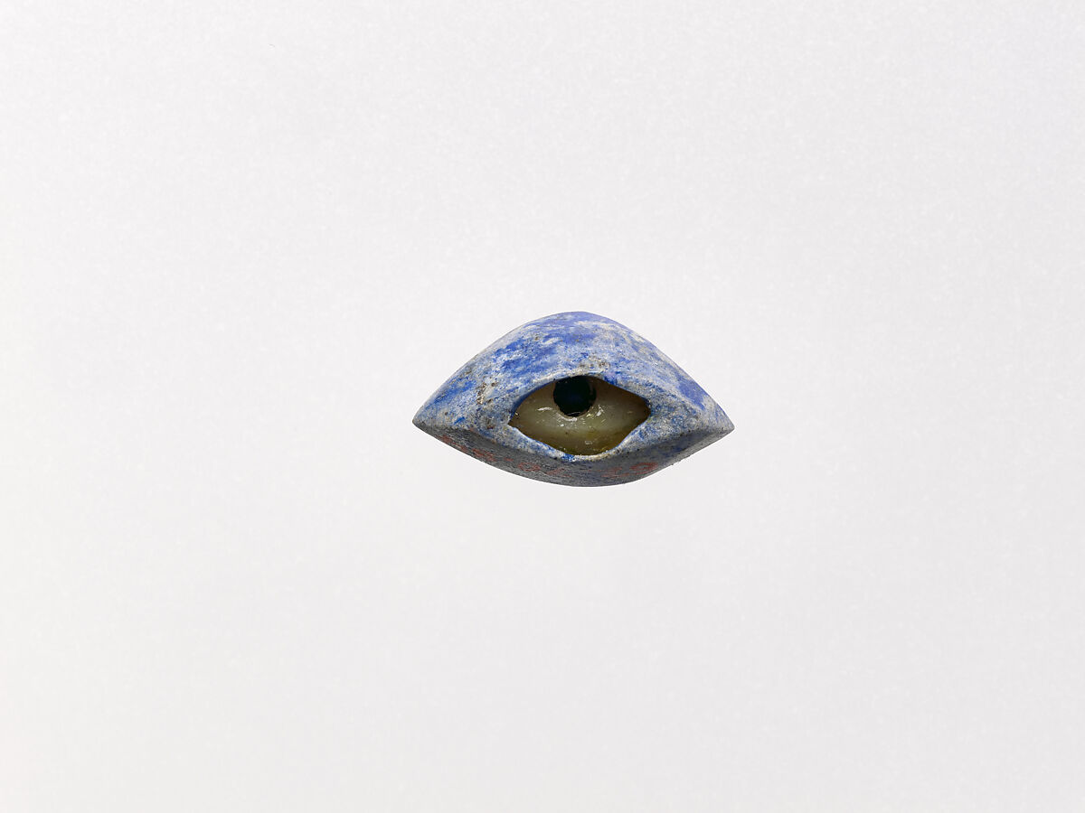 Eye inlay for a statue, Lapis lazuli, shell, Sumerian