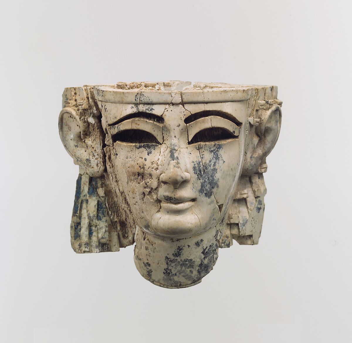 Head of a male or female figure, Ivory, Egyptian Blue, Assyrian 
