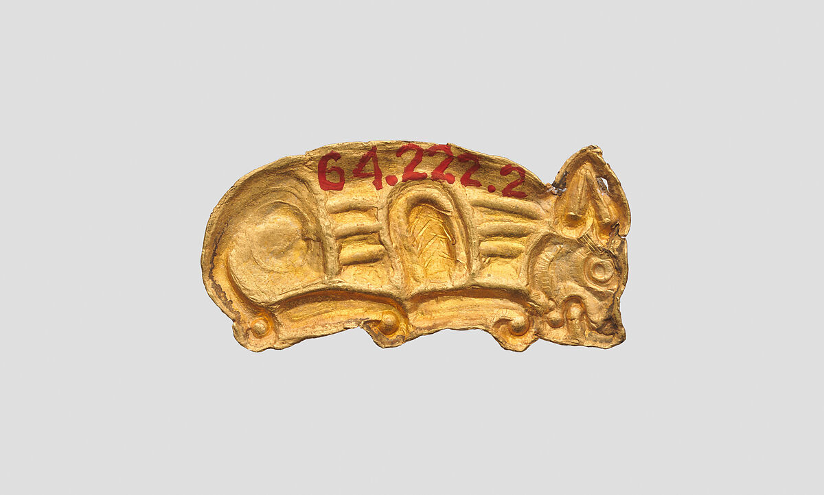 Inlay for a plate in the form of a feline, Gold, Scythian