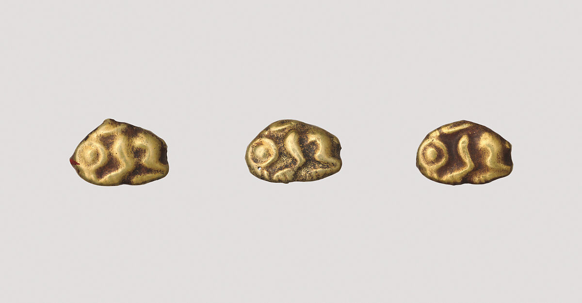 Appliqué with recumbent hares, Gold, Scythian