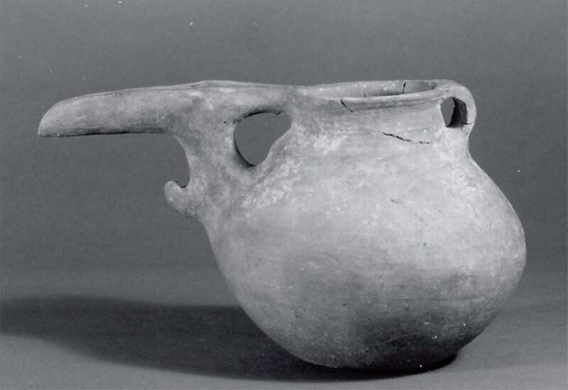 Spouted jar, Ceramic, Iran 