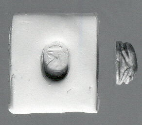 Stamp seal (scarab) with monster, Lapis lazuli, Phoenician 