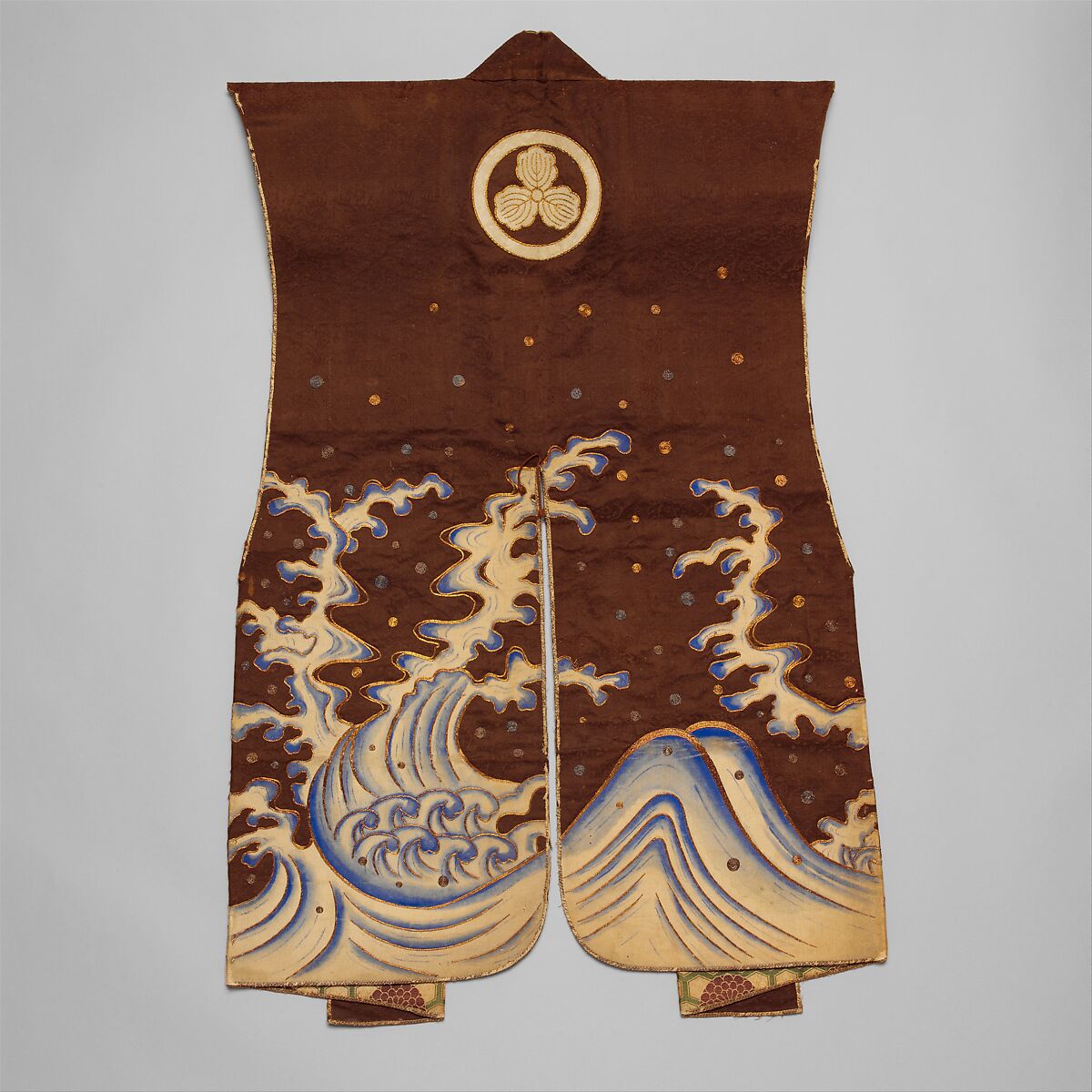 Surcoat (<i>Jinbaori</i>), Silk, felt, metallic thread, wood, lacquer, Japanese