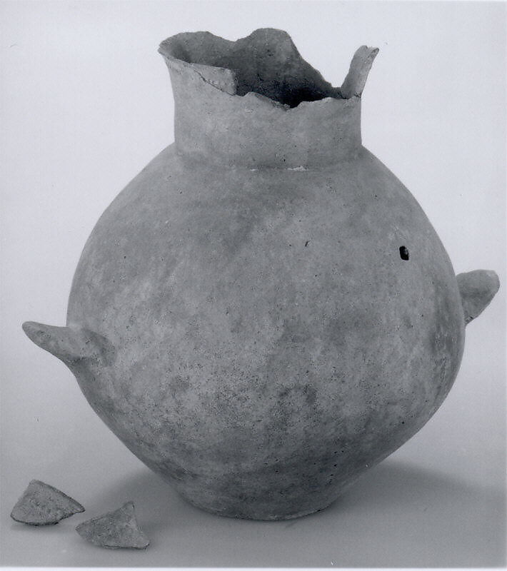 Jar with ledge handles and punctate decoration, Ceramic 