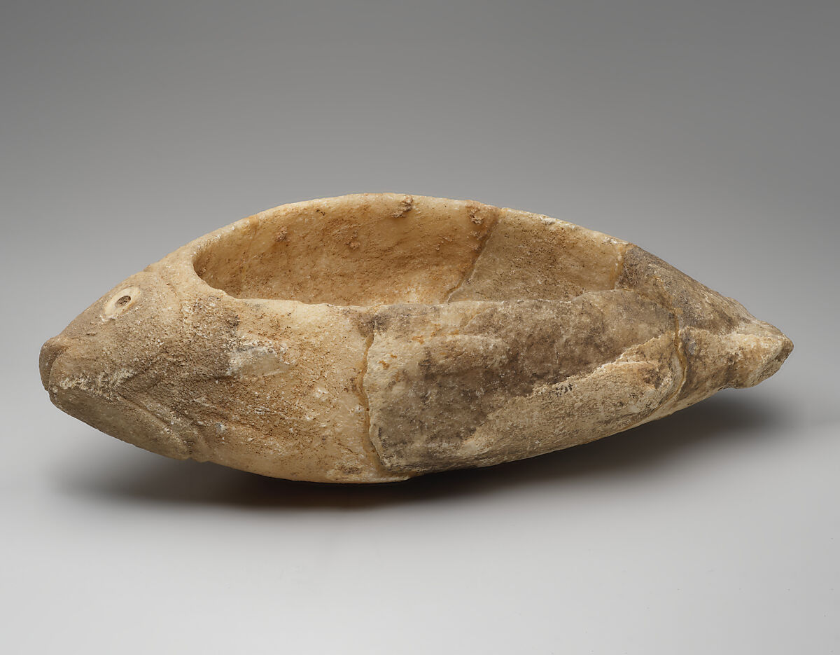 Fish-shaped vessel, Gypsum alabaster, shell
