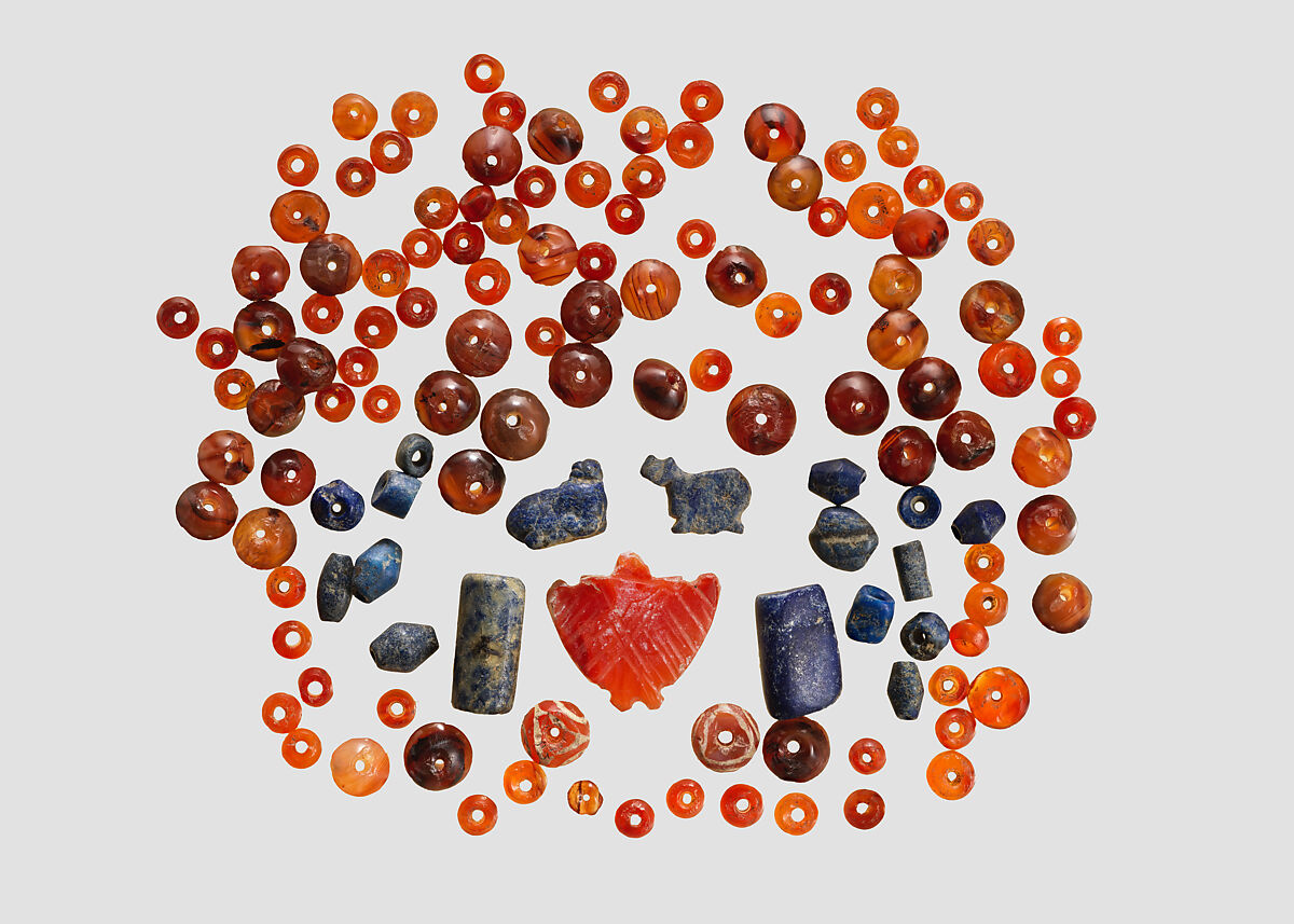 Pendant and beads, Carnelian, lapis lazuli