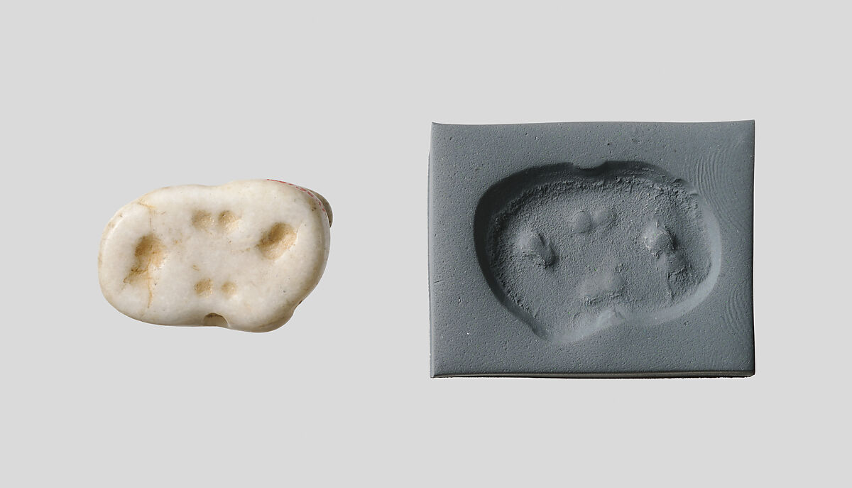 Seal amulet in the form of a recumbent bovid, Marble, white