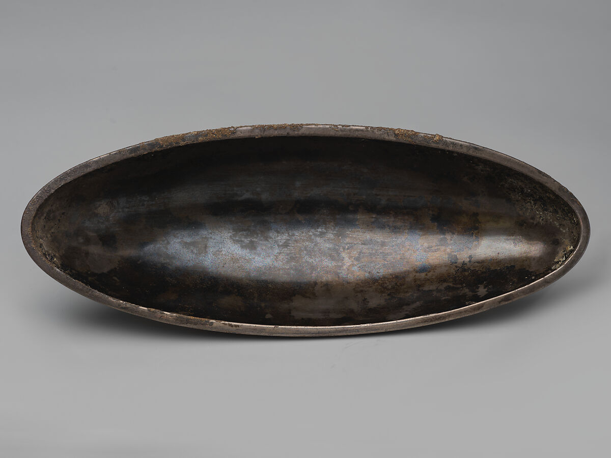 Oval bowl with running tigresses on each side, Silver, niello inlay, Sasanian