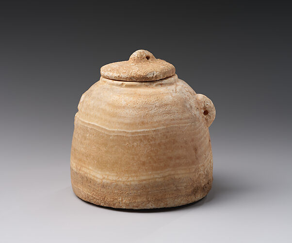Vessel with a lid
