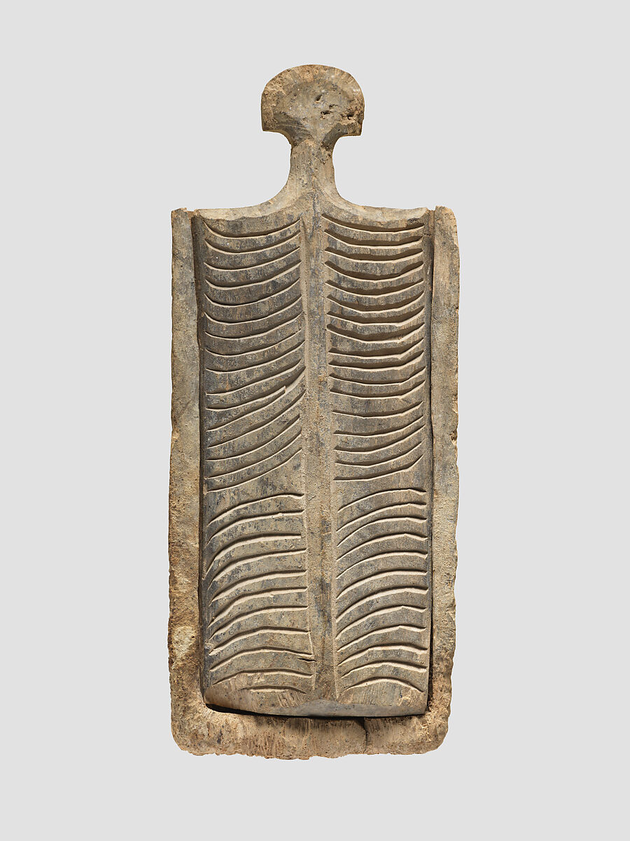 Rectangular wooden cosmetic or amulet box with sliding lid, Wood (poplar?), Alanic