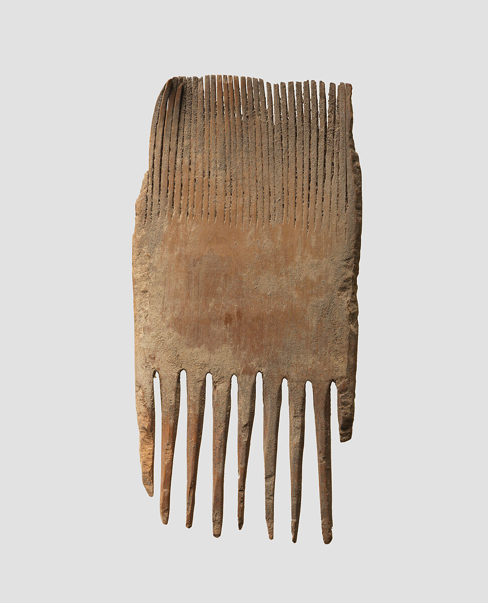 Double-sided wooden comb, Wood (fruitwood), Alanic